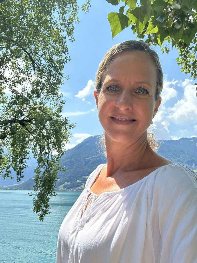 Alexandra Diana Meyer, Mentorin für BewusstSein, BewusstSein Coaching, ganzheitliches Coaching, spirituelles Coaching, energetisches Healing, Channeling Begleitung, Persönlichkeitsentwicklung Bewusstsein, innere Klarheit finden, Coaching online Schweiz
